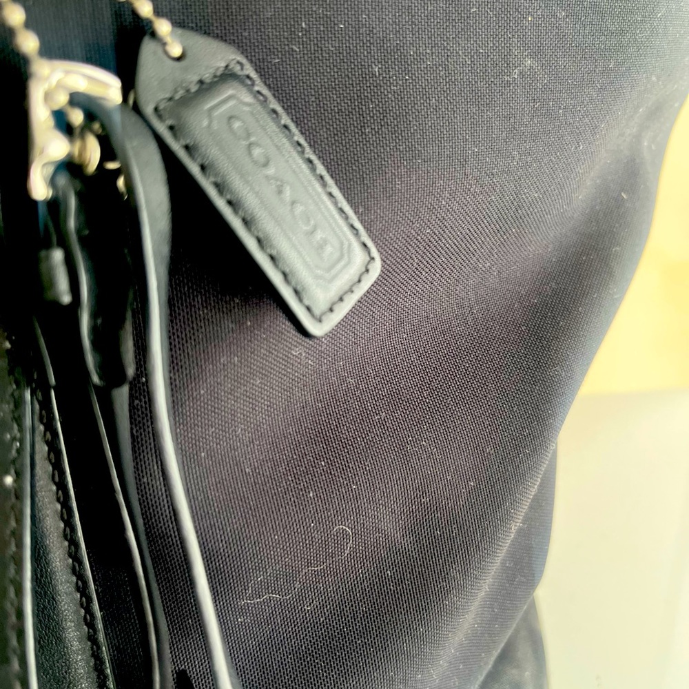Coach black duffle bag - Picture 3 of 7